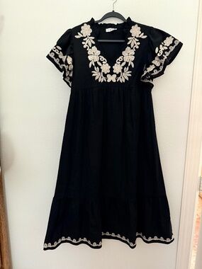 Boho Black White midi dress M THML